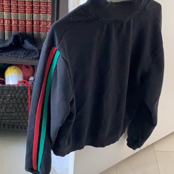 Dickie’s crop top - Picture 2 of 2